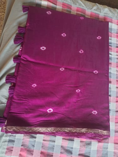 Customer photo review of Rani Pink Bandhani Digital Printed Linen Cotton Saree
