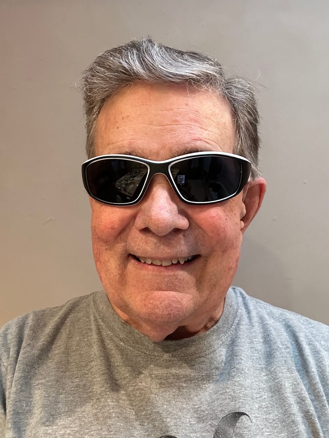 Customer photo review of Wheeler - Classic Sports Wrap Black & White (Smoked)