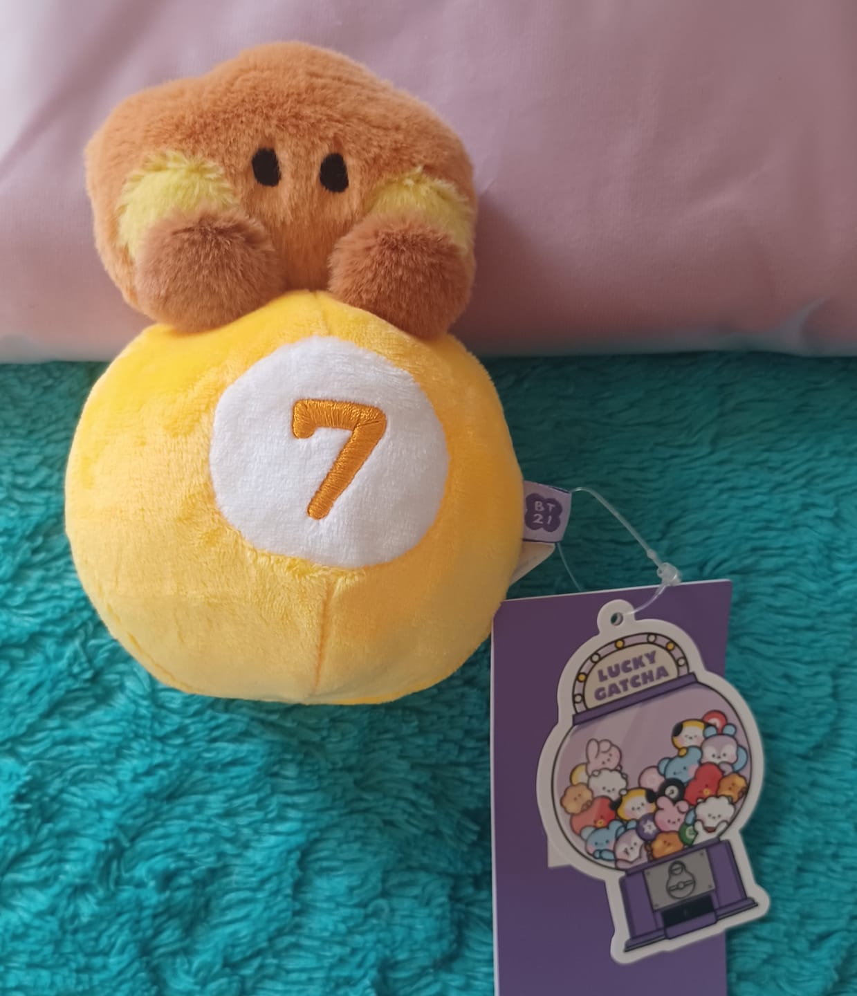 Customer photo review of BT21 - MININI LUCKY GATCHA DOLL