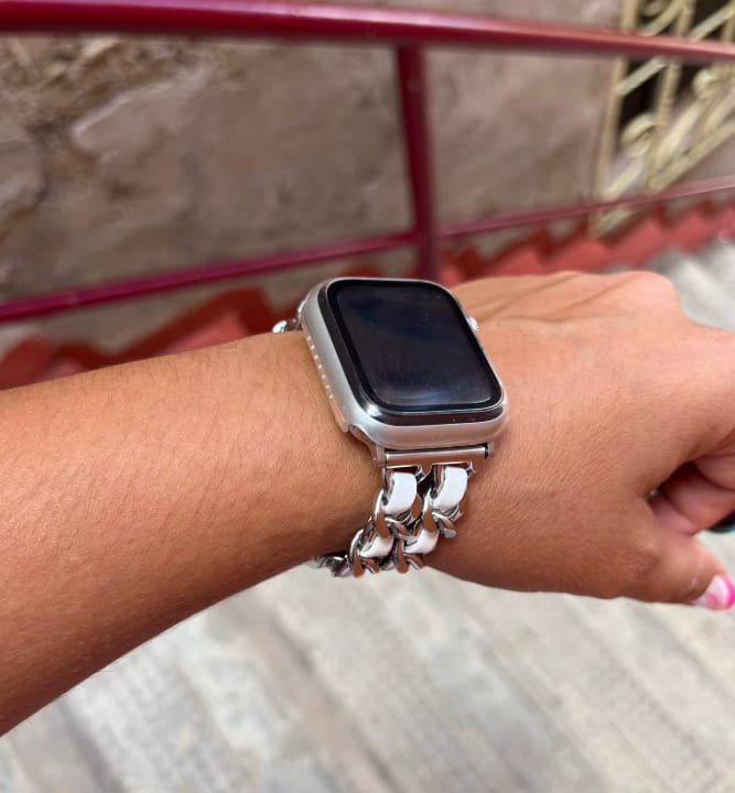 Customer photo review of Venice Bracelet for Apple Watch