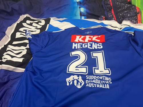Customer photo review of 2025 Canterbury Bankstown Bulldogs Away Jersey