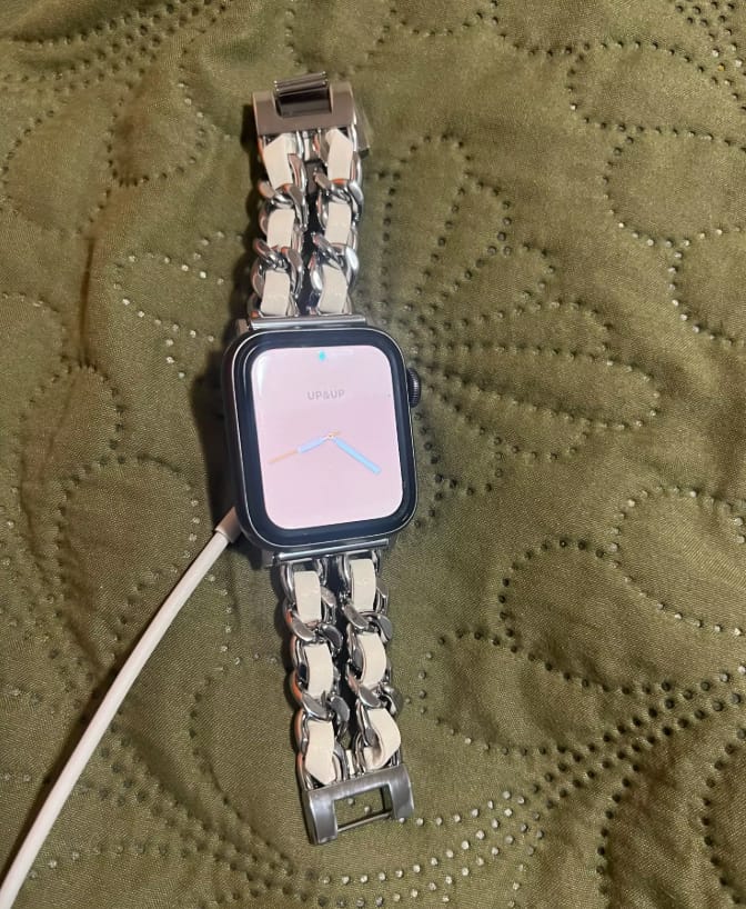 Customer photo review of Venice Bracelet for Apple Watch
