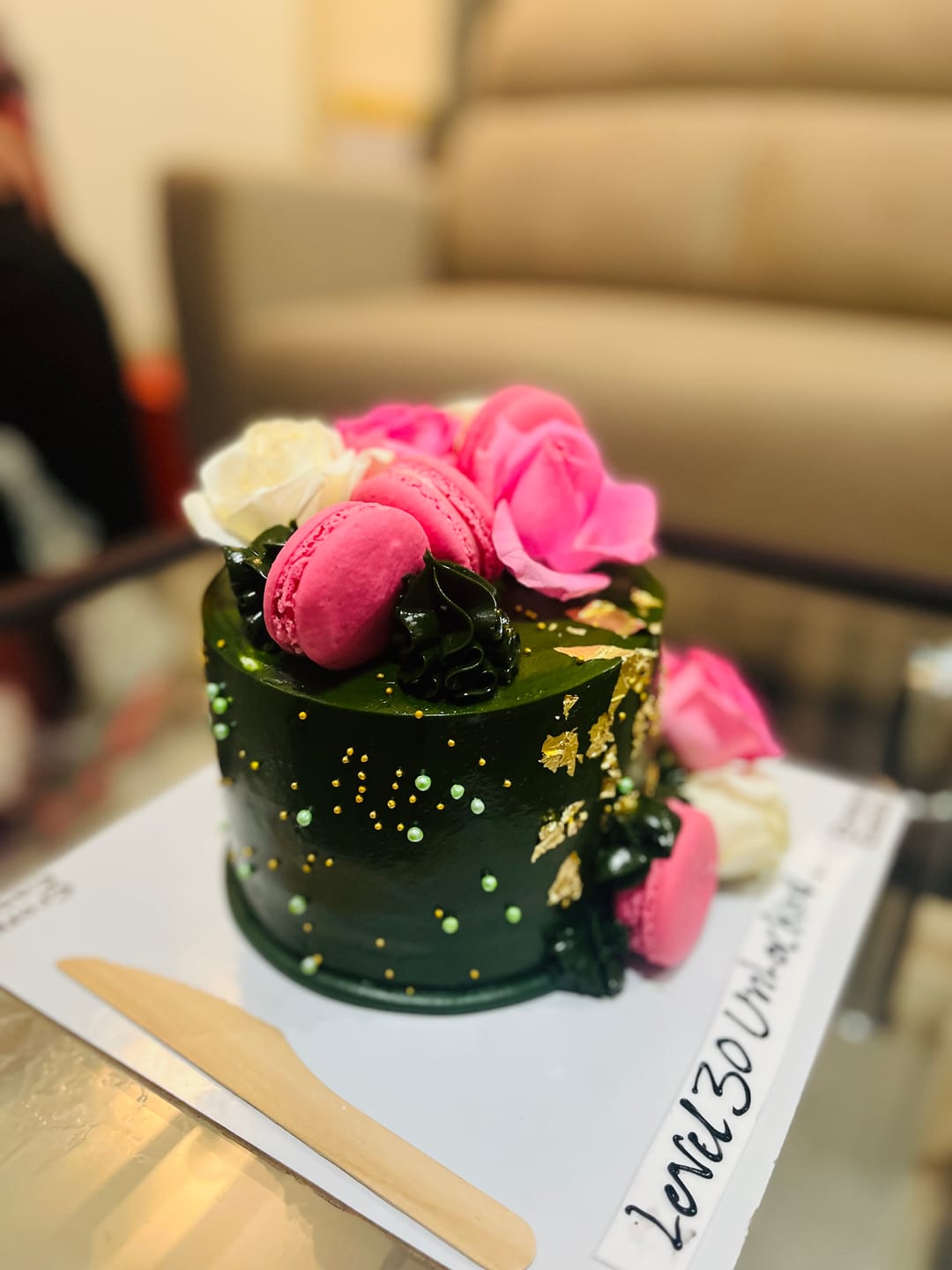 Customer photo review of Custom Floral Cake Online