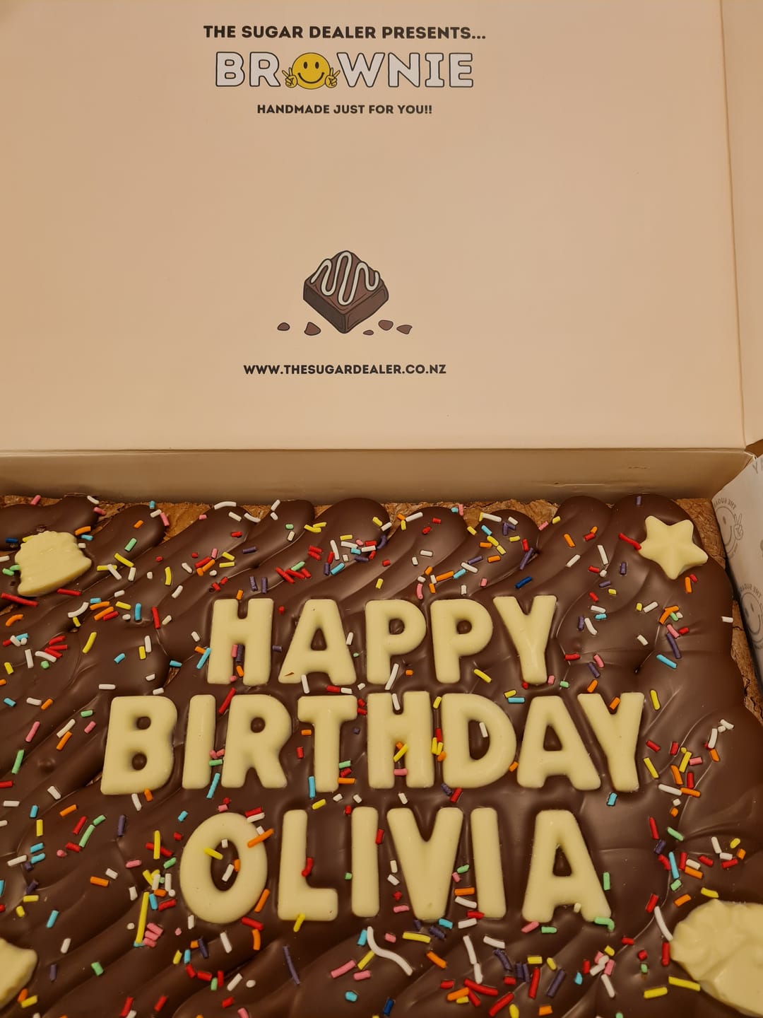 Customer photo review of Mega custom message birthday brownie