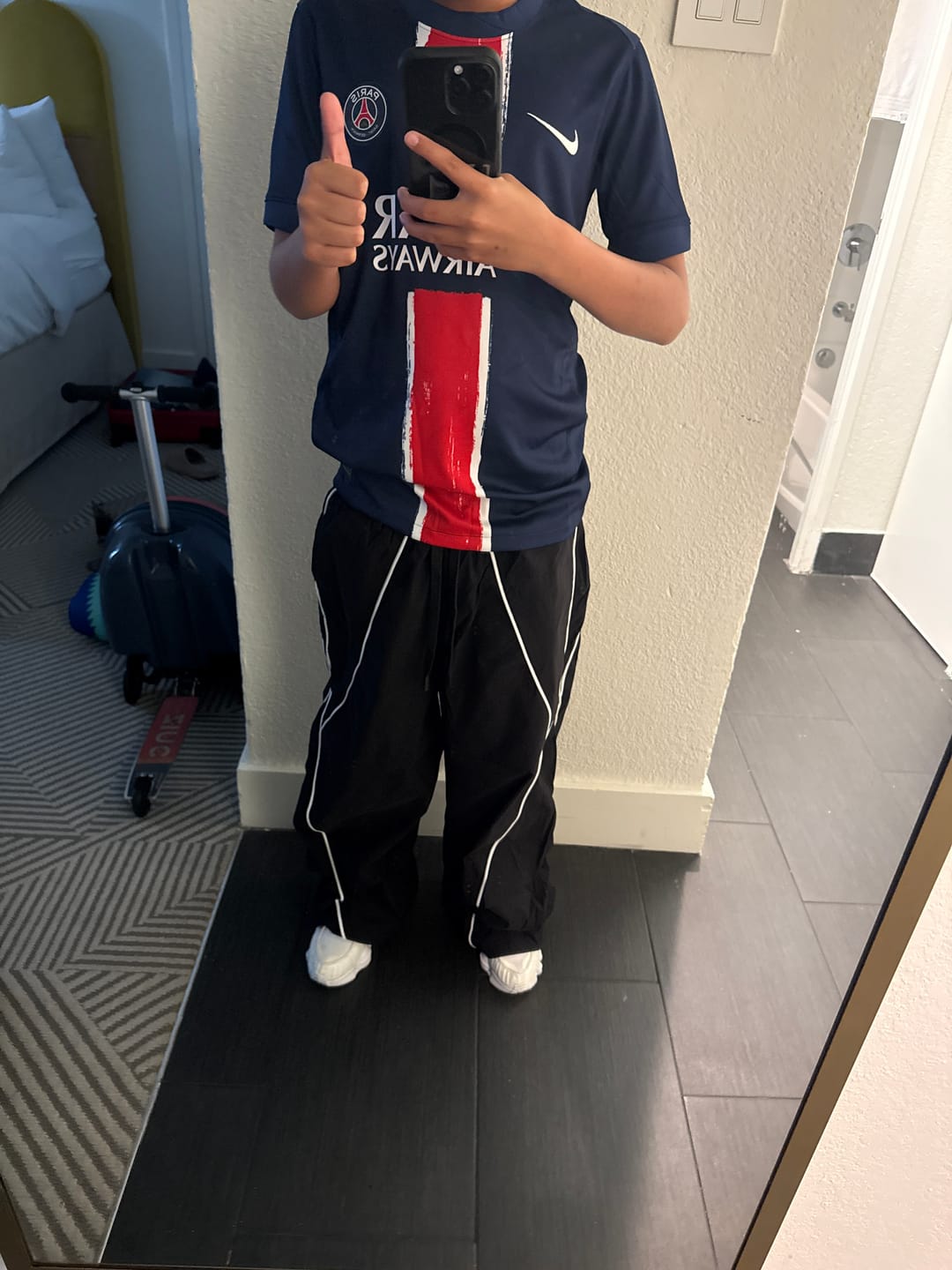 Customer photo review of Aelfric Eden Baggy Sweatpants