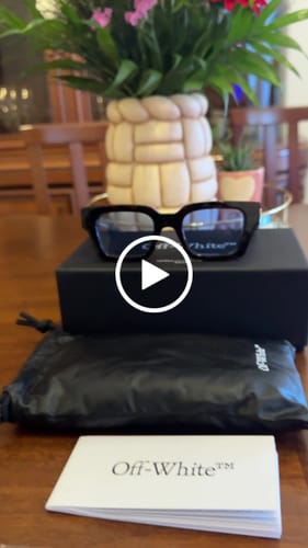 Customer video review of OFF WHITE - VIRGIL OCCHIALI DA SOLE PROMO