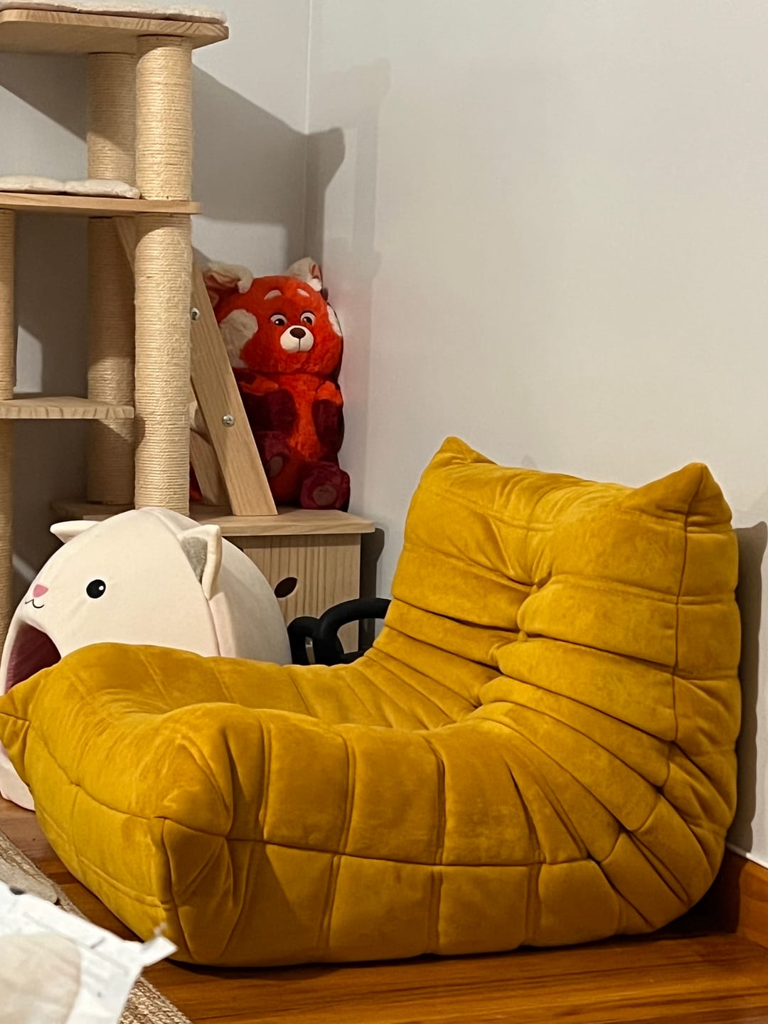 Customer photo review of Kids Chillax Lounger Sofa Chair