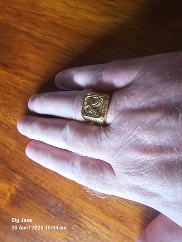 Customer photo review of 18k Gold Eagle Ring