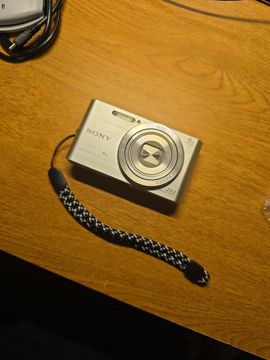 Customer photo review of SONY CYBERSHOT DSC-W830 [SILVER]