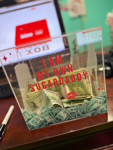 Customer photo review of Luxe Red | $10k Smashbox