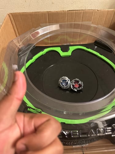 Customer photo review of Takara Tomy Beyblade BX-17 Battle Entry Set