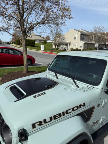 Customer photo review of Cowl Wiper Panel Painted Factory Color JL/JT 2018-2025