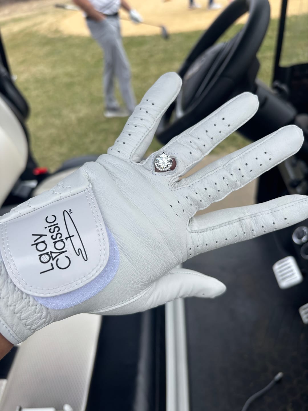 Customer photo review of Lady Classic Ring Glove