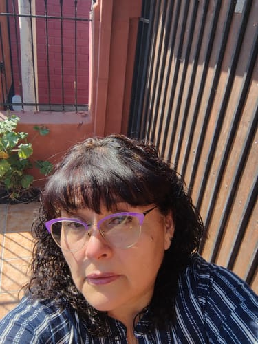 Reseña con foto de un cliente sobre Henna Jamila Hair -  Cobrizo Natural y Duradero  👩🏼‍🦰