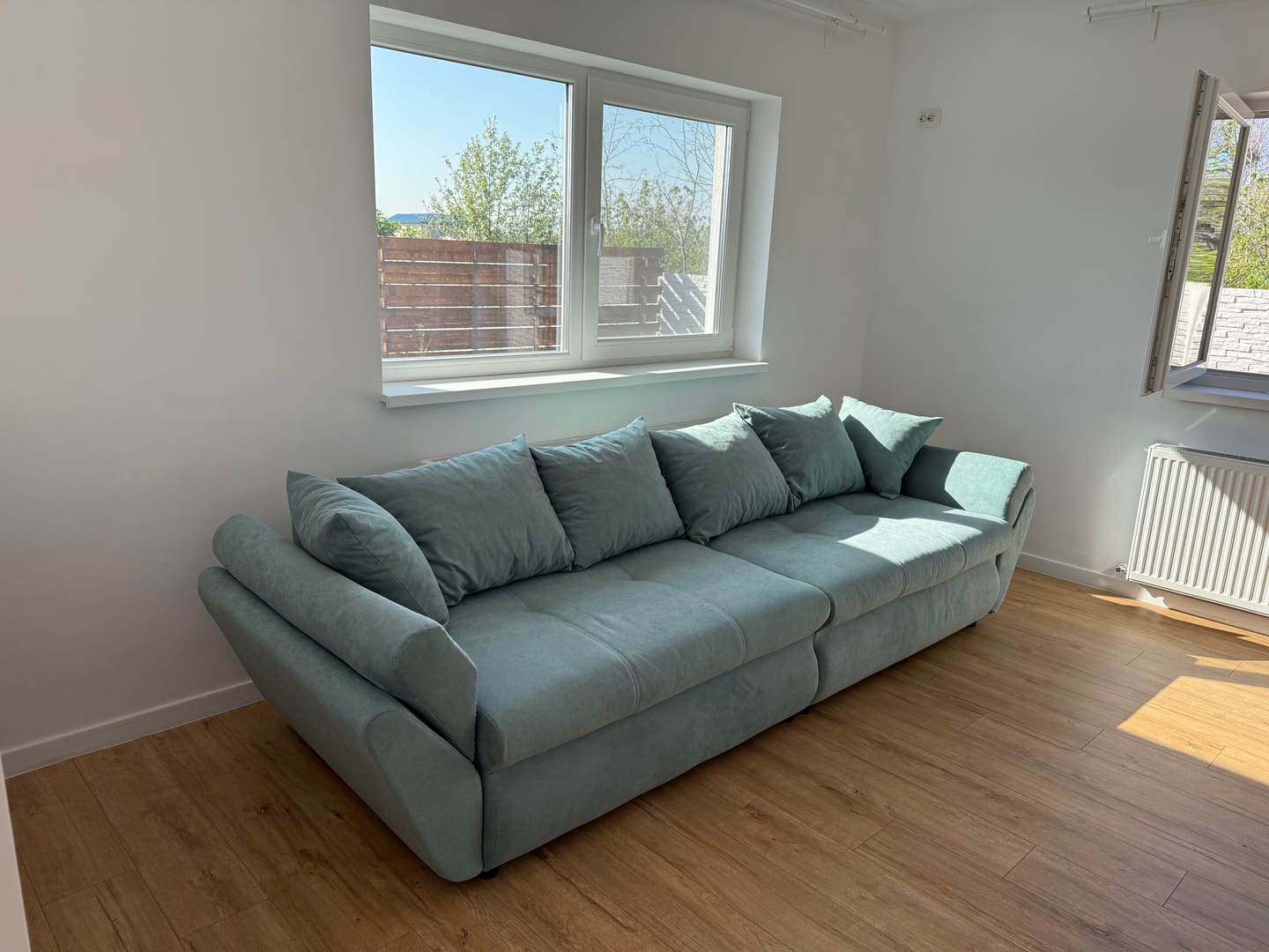 Customer photo review of Canapea extensibilă dumonde cu ladă de depozitare si sezut confortabil din spuma HR, Loana Kaki 300x100 cm