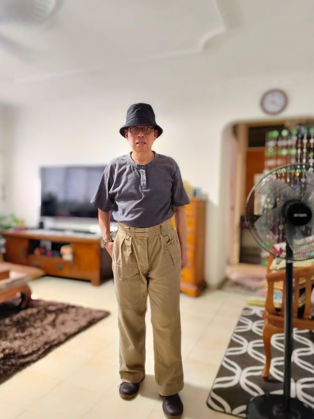 Customer photo review of 1943 British Army KD & JG Gurkha Bermuda Pants - Khaki