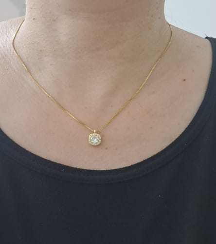 Customer photo review of Claire Halo Necklace
