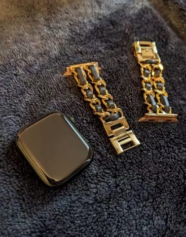 Customer photo review of Venice Bracelet for Apple Watch