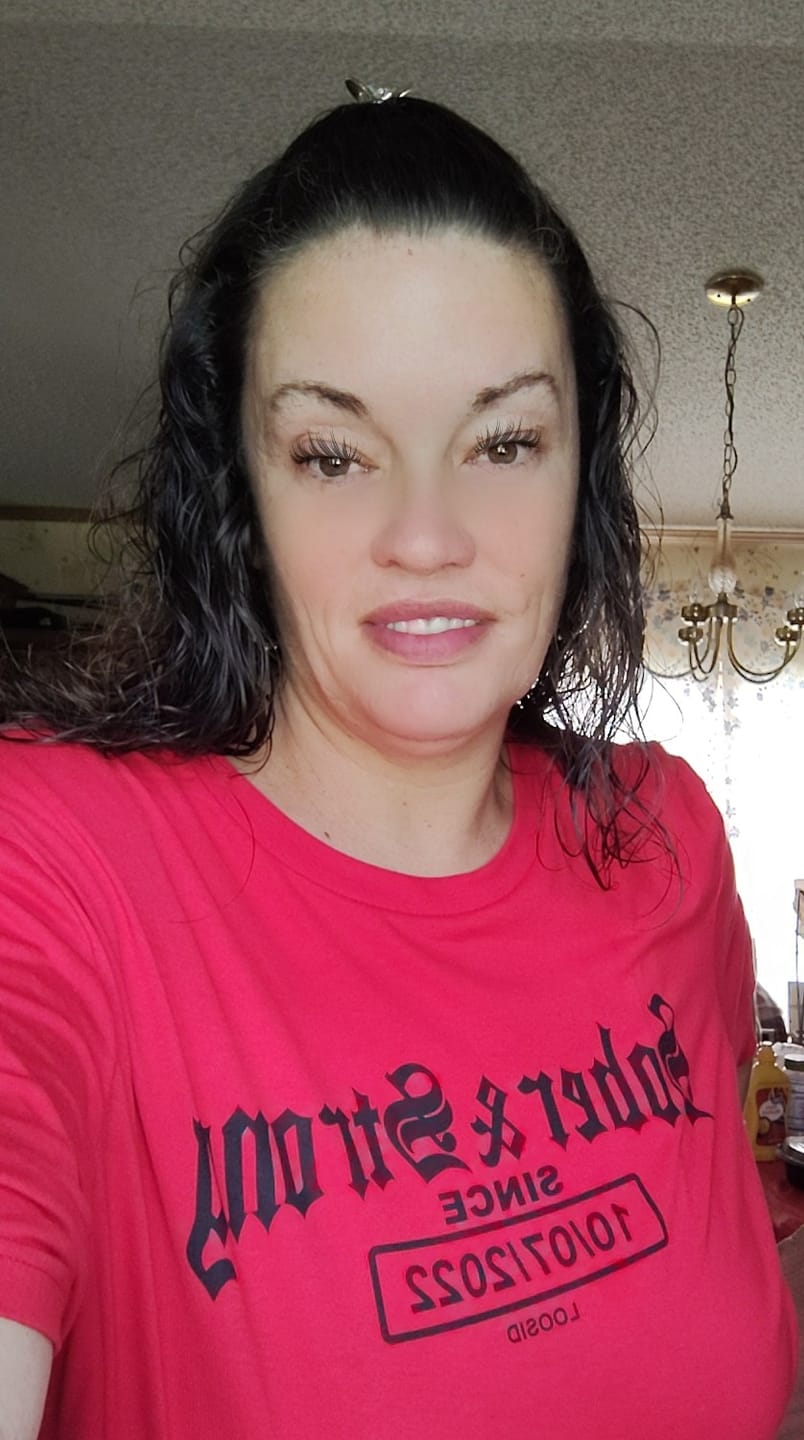 Customer photo review of Men's Old School Sober T-Shirt w/ Personalized Sobriety Date