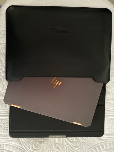 Customer photo review of Funda Notebook Smart Case