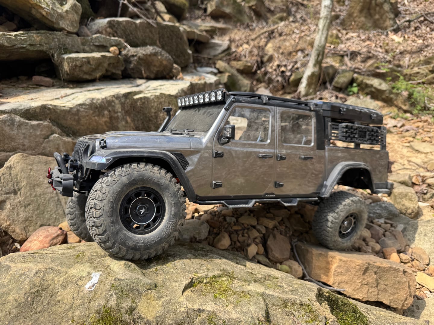 Customer photo review of 1/7 Scale 4WD Brushed RC Crawler JK07Pro