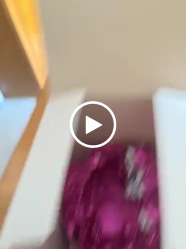 Customer video review of Uova di Pasqua Zero