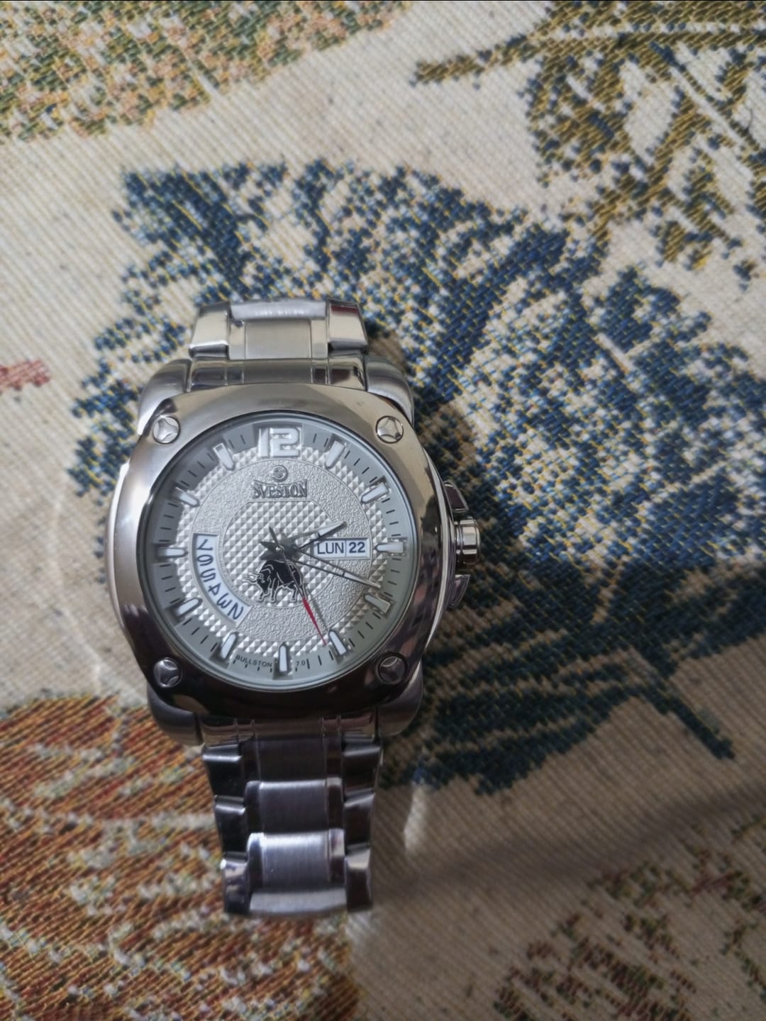 Customer photo review of Bullston