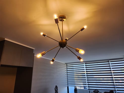 Customer photo review of Lampara Techo Colgante Modelo ATOMO Dorado 8 Soquetes