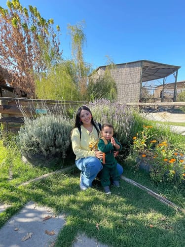 Customer photo review of SWEATER LASSO AMARILLO