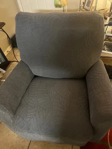 Customer photo review of Jacquard Large Leaf Split Recliner Chair Cover 4/6/8 Pieces