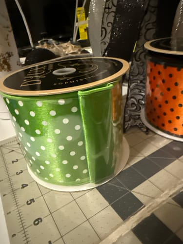 Customer photo review of 4"X10Yd Small Polka Dot/Fused Fresh Green/White LX3032LT