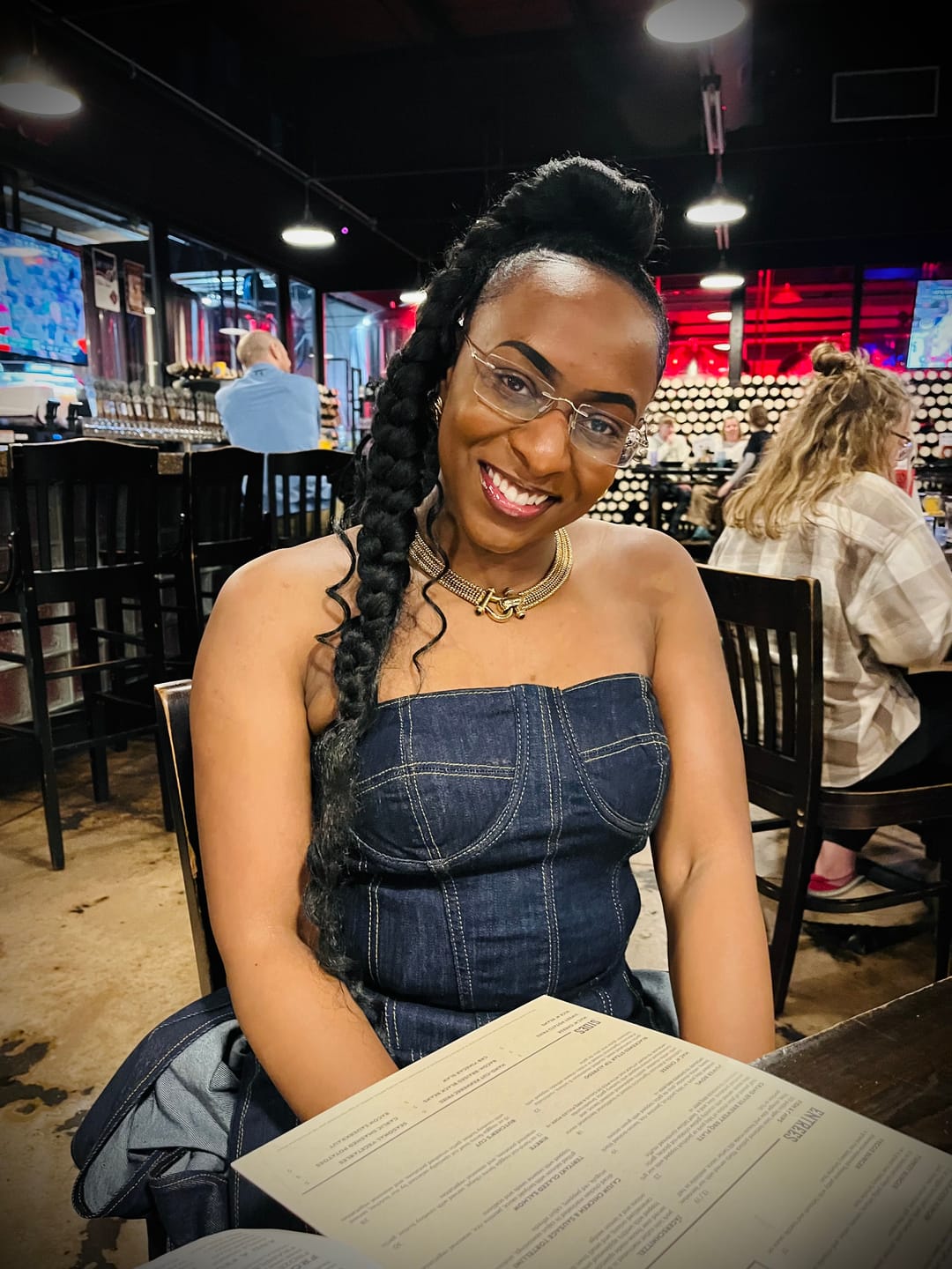 Customer photo review of Shake N Go Equal Goddess Box Braided Drawstring Ponytail - BOHO JUMBO BRAID GODDESS PONYTAIL 30"