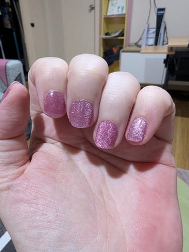Customer photo review of Chrome (Pink) | Super Jellies DIY Hard Semi Cured Gel Nail Wraps