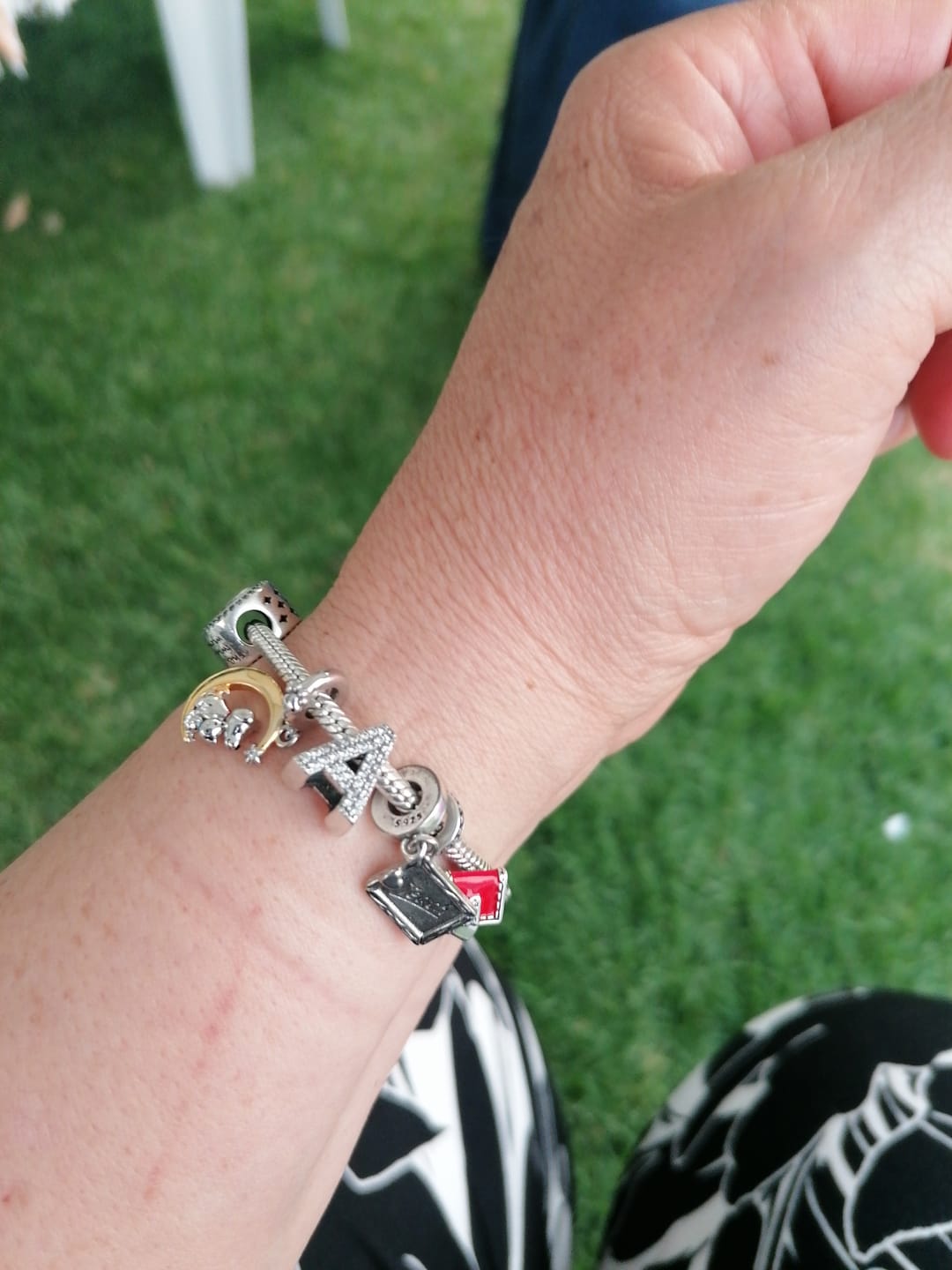 Customer photo review of Charm Letras del Alfabeto