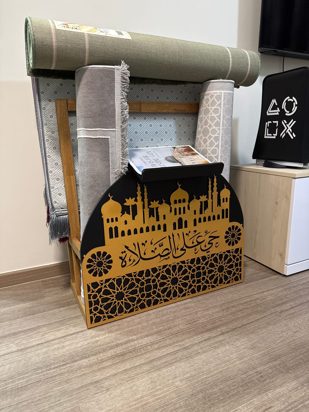 Customer photo review of Wooden Prayer Rug and Mat Holder and Quran Stand