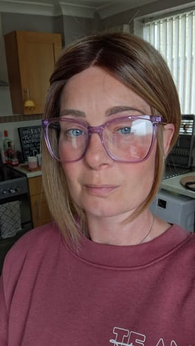 Customer photo review of Graduated HD Fibre 'Amy' Wig