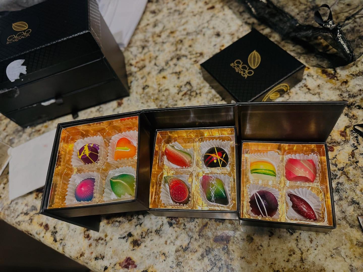 Customer photo review of Three Tier Dozen, Signature Collection