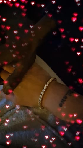 Customer photo review of TENNISBOY BRACELET. - 5MM GOLD