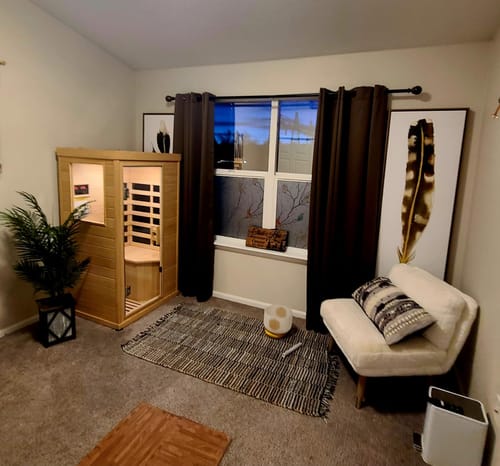 Customer photo review of HOMREST Mini Infrared Sauna, Full Body Heat & LED Light Therapy
