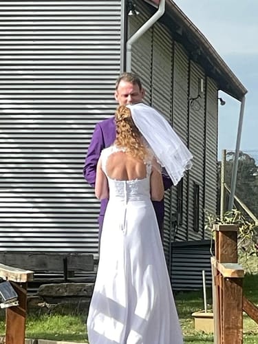 J. M. review of Ethan Thomas 5 in 1 treatment 150ml image 1 out of 1