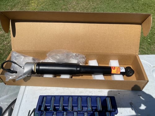 Customer photo review of 2013-2019 Cadillac XTS AWD/FWD Magnetic Shock 2-Wheel Rear OE Replacement Kit (XTSR2)