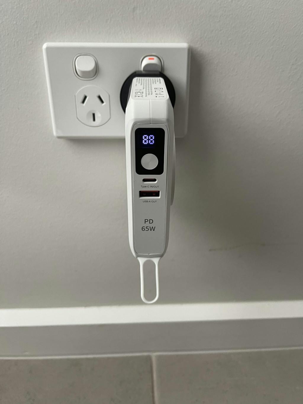 Customer photo review of TravelVolt® PRO (4-in-1 Travel Charger)