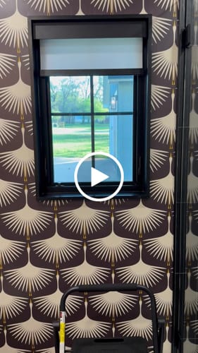 Customer video review of SmartWings Motorized Light Filtering Roller Shades 70% Blackout Linen