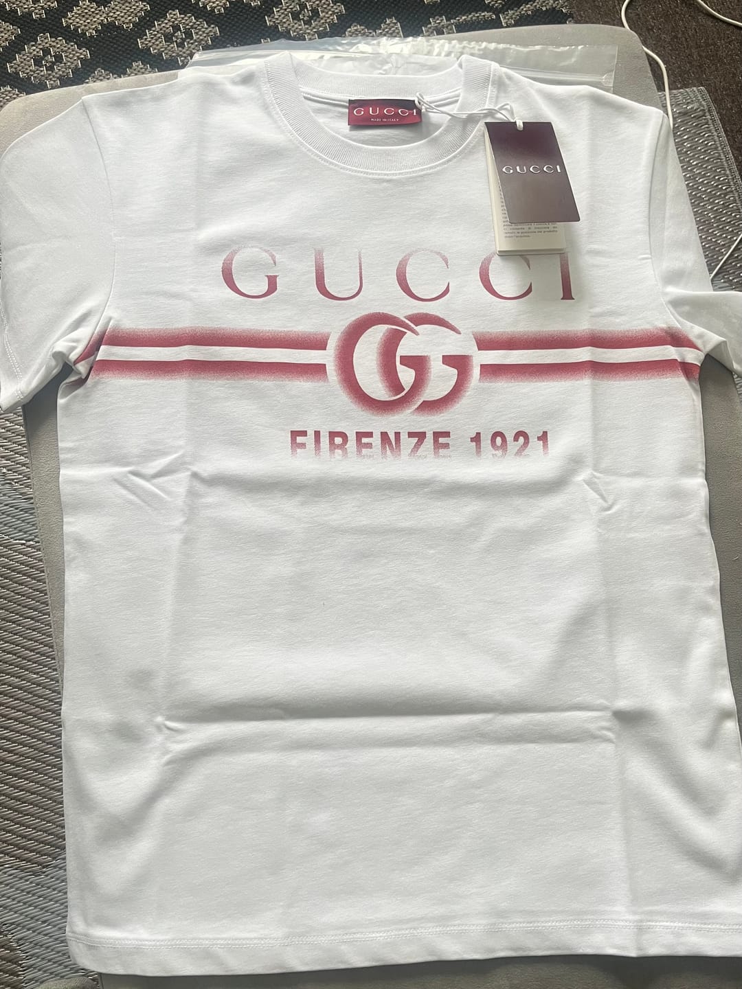 Customer photo review of T-shirt GUCCI stampa Firenze 1921 large fit bianca