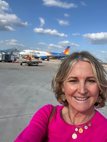 Customer photo review of MOB Beauty Frost Lipstick