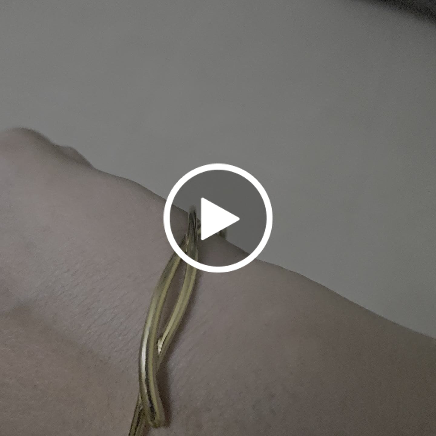 Customer video review of Twisted Gold Cuff Bracelet