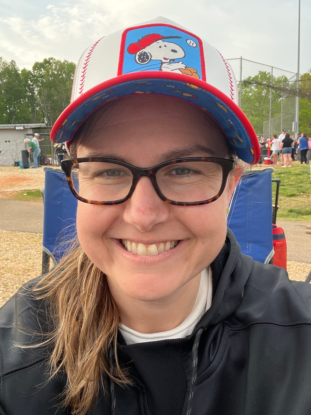 Customer photo review of OVERLORD X Peanuts: Baseball Snoopy Trucker Cap