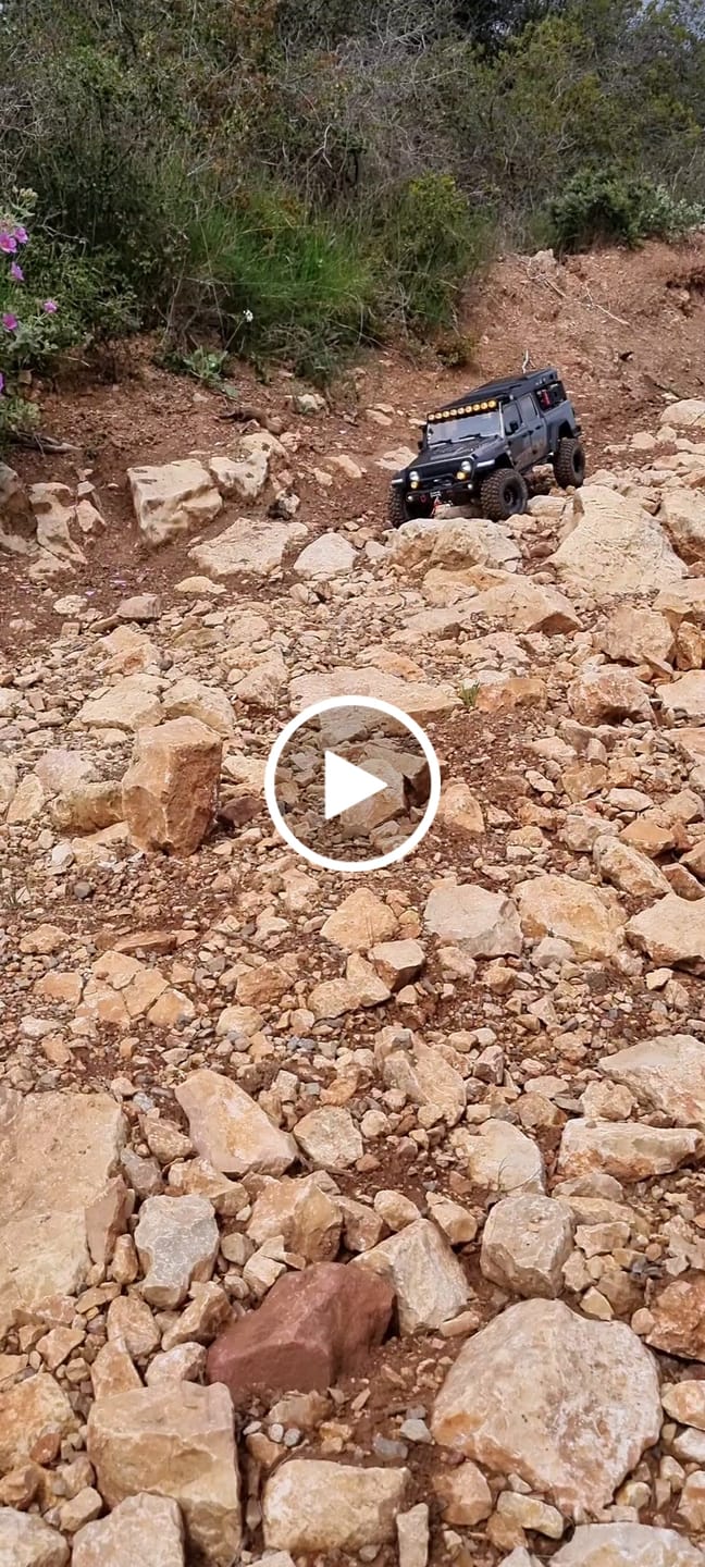 Customer video review of 1/7 Scale 4WD Brushless RC Crawler JK07Pro