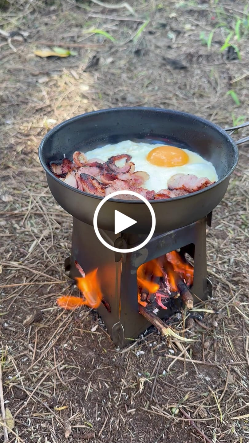 Customer video review of Titanium Flatpack Twig Stove
