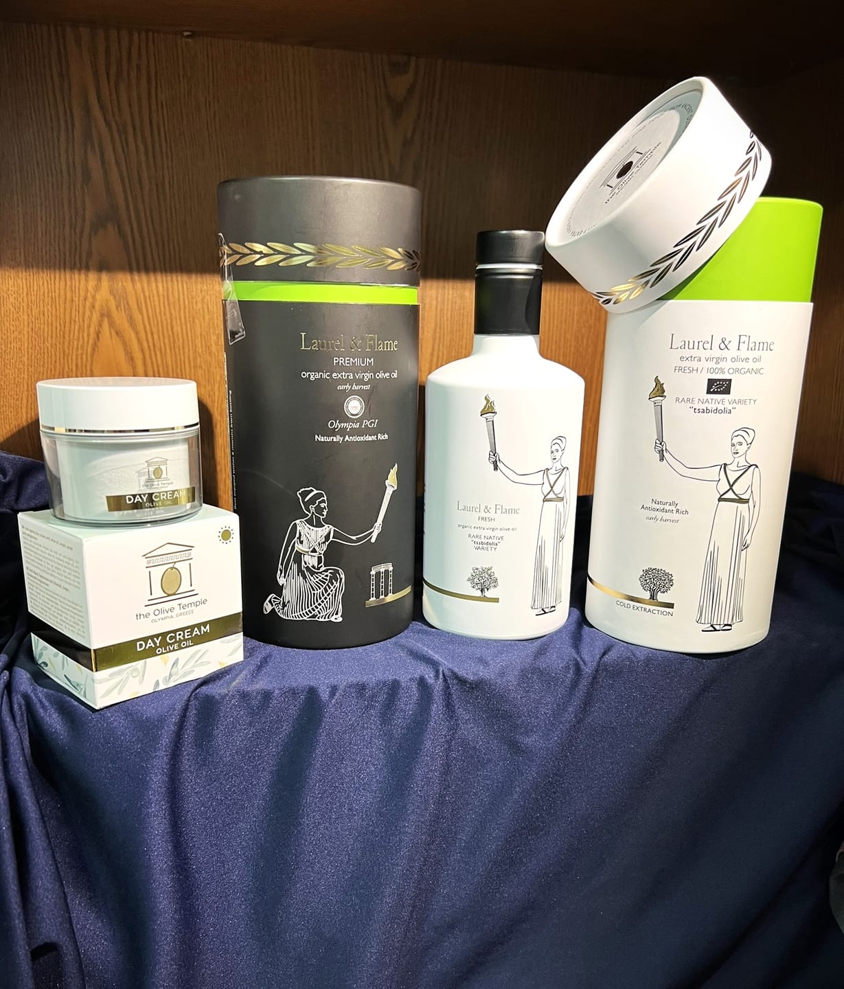 Customer photo review of Laurel & Flame Olympia PGI  Early Premium USDA-Organic  Extra-Virgin Olive Oil, 2024 (NEW) Harvest, 16.9 fl oz
